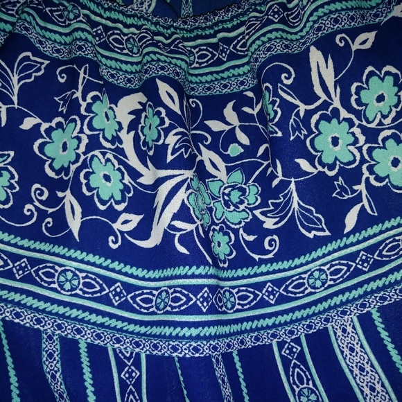 City Triangles off the shoulders romper . size M - Picture 4 of 5